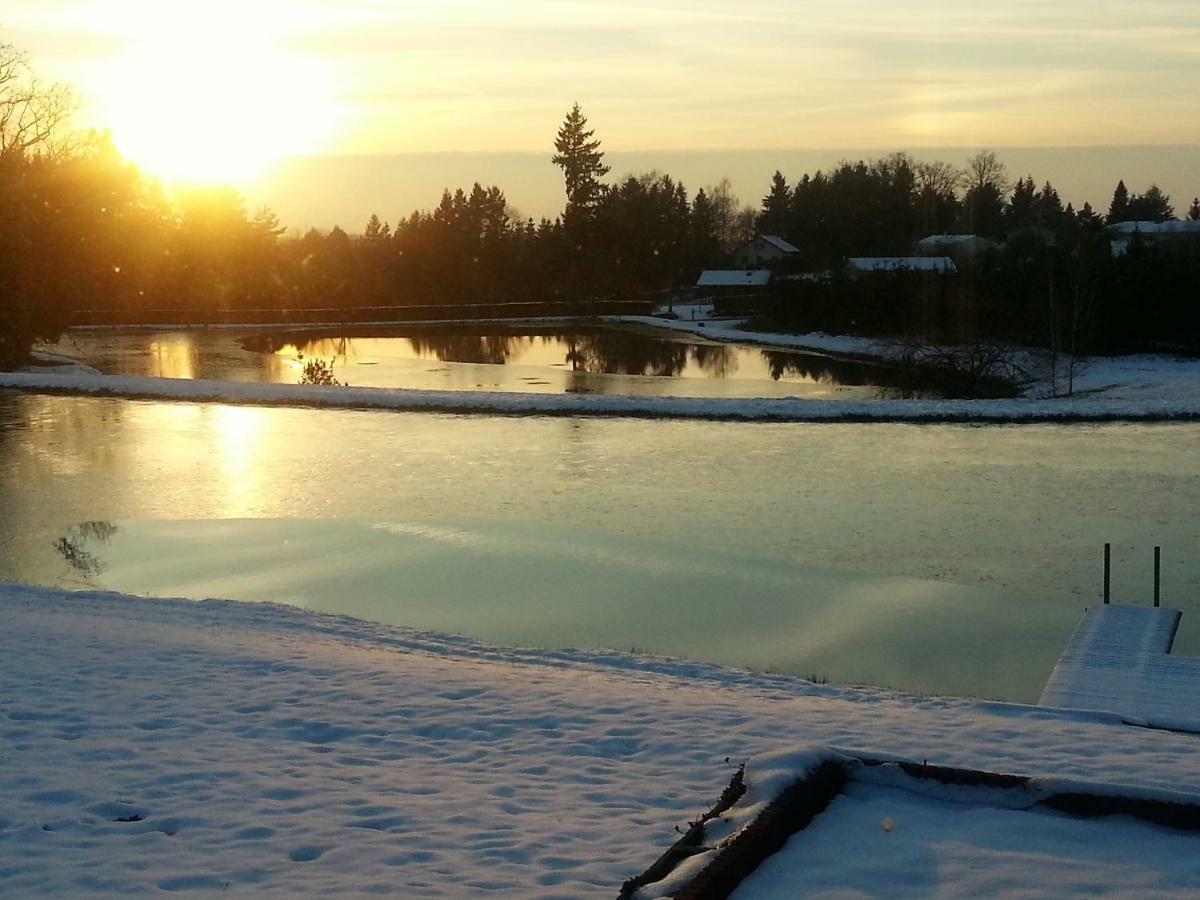 Lieux-Au-Lac Augignac Buitenkant foto