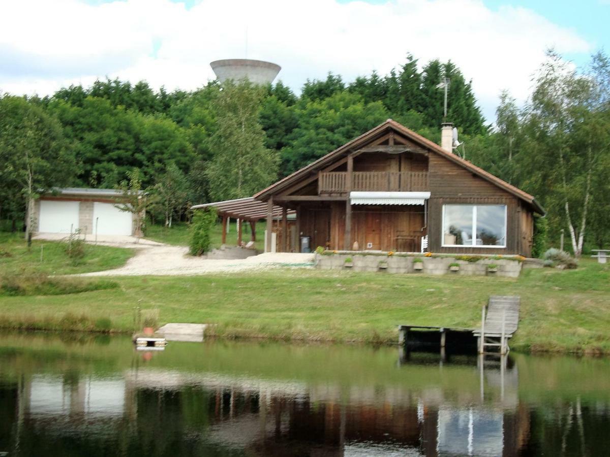 Lieux-Au-Lac Augignac Buitenkant foto